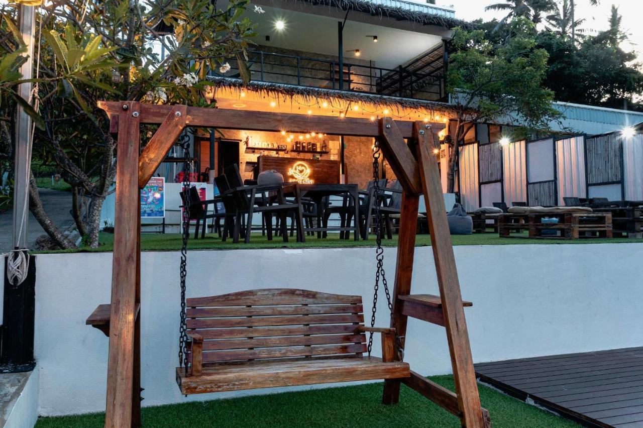 Bird'S Nest Hostel Тау Экстерьер фото
